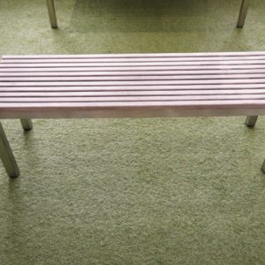 ガーデンベンチ