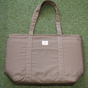 クーラートートカーキ