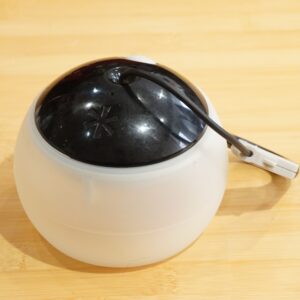 ソリッドステートランタン 黒ほおずき