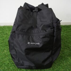 キャンプバッグ